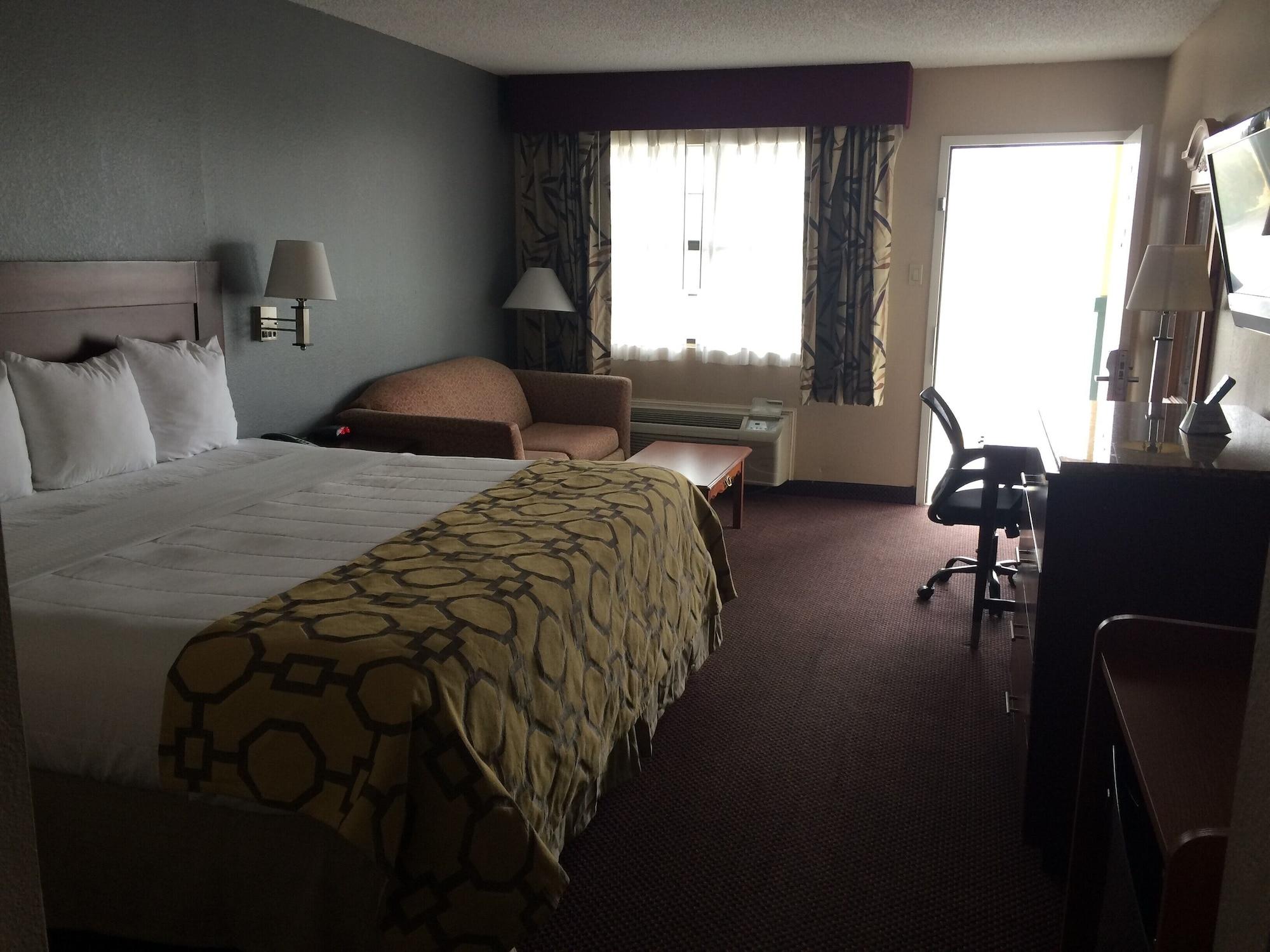 Baymont By Wyndham Terrell Hotel Eksteriør billede